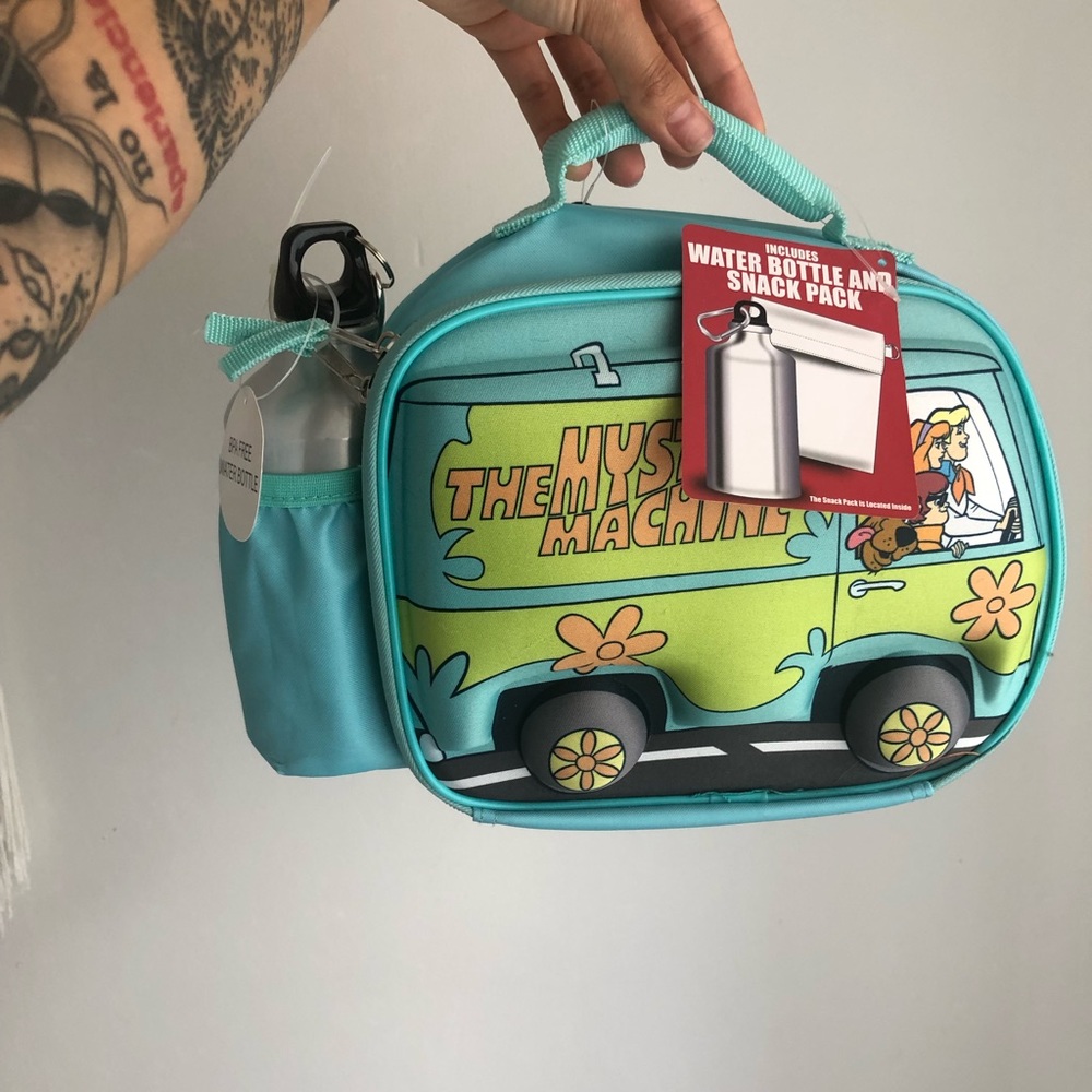 NEW scooby doo lunch box